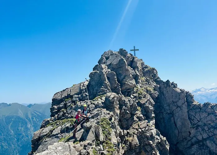 Проживание в семье Gastein 2 *